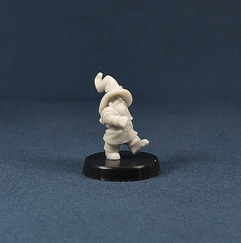 Gnome | Vae Victis Miniatures | 32mm Scale | Adventurer | Resin Printed Tabletop RPG Figures | DND | 5E