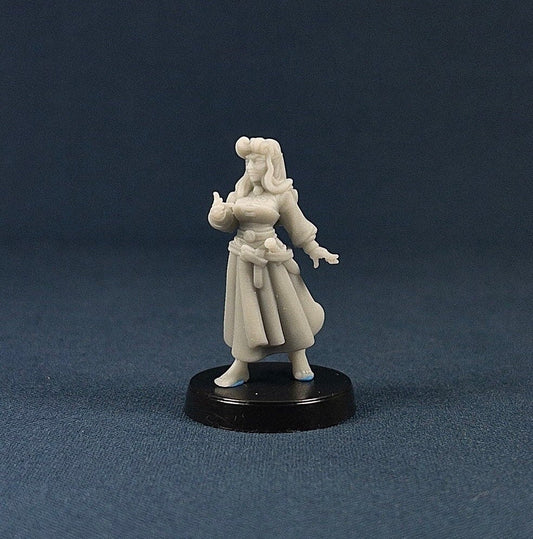 Adventurous Princess | Vae Victis Miniatures | 32mm Scale | | Resin Printed Tabletop RPG Figures | DND | 5E