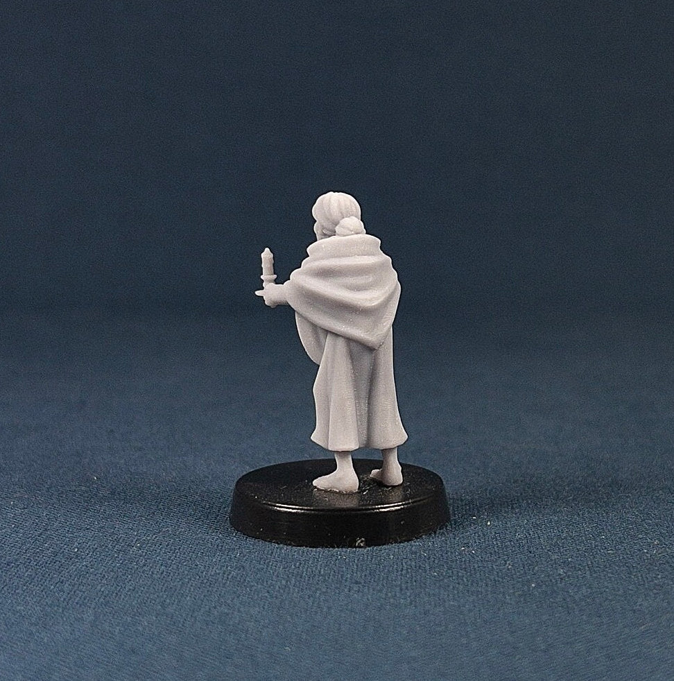 Grandma | Vae Victis Miniatures | 32mm Scale | Resin Printed Tabletop RPG Figures | DND | 5E