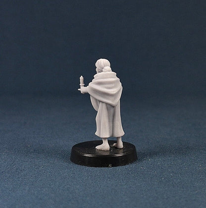Grandma | Vae Victis Miniatures | 32mm Scale | Resin Printed Tabletop RPG Figures | DND | 5E