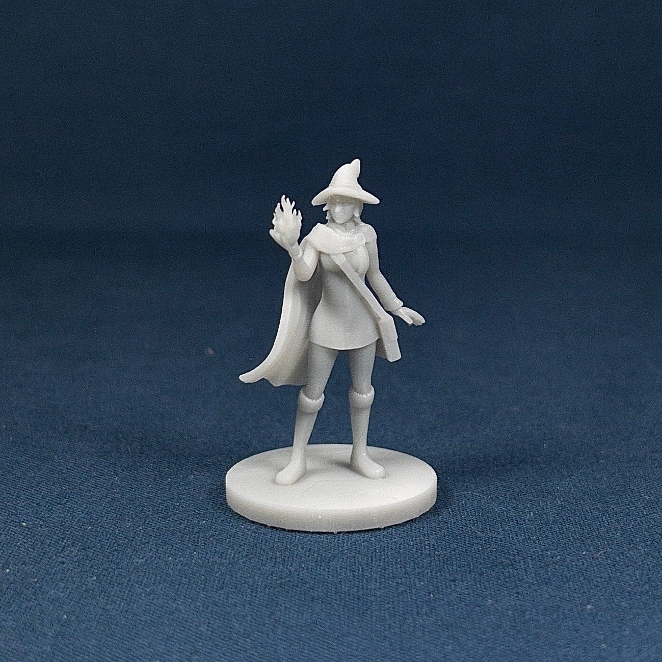 Mage | MZ4250 | Miniatures | 28mm Scale | Resin Printed Tabletop RPG Figures | DND | 5E