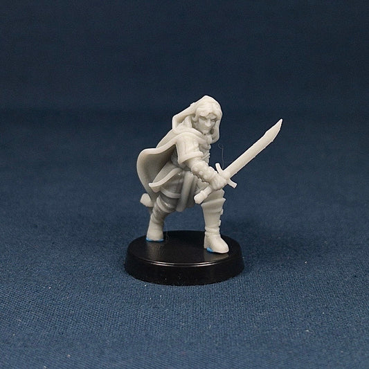 Elf Swordsman | Vae Victis Miniatures | 32mm Scale | Resin Printed Tabletop RPG Figures | DND | 5E