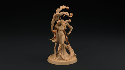 Lady Traskvales Ghost | Dragon Trappers Lodge | Monster | One Page Rules | 32mm | Resin Printed Tabletop RPG Figures | DND | 5E | Halloween