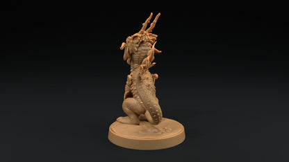 Collectible Lung Ferret Drake | Dragon Trappers Lodge | 32mm Scale Resin Printed Tabletop RPG Figure For DND and TTRPGs